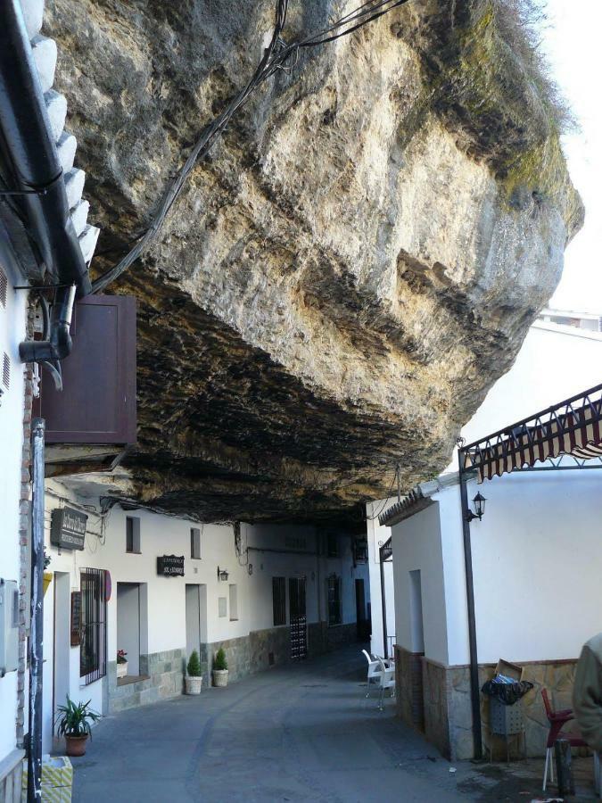 Setenil De Las Bodegas Casa Cueva De La Sombraヴィラ エクステリア 写真